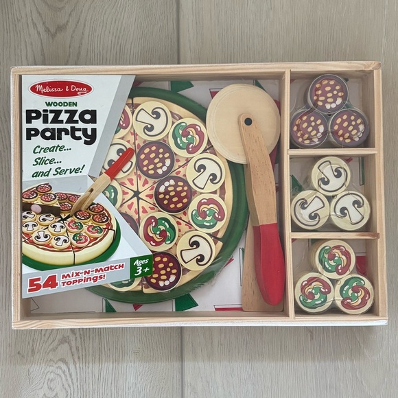 Melissa & Doug Other - Melissa & Doug Wooden Pizza Party